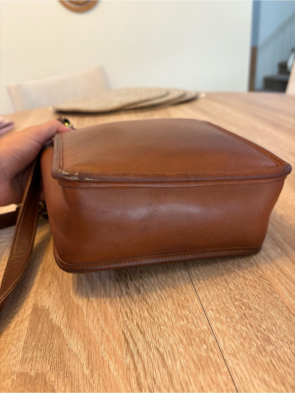 Vintage Coach Murphy Crossbody bag in British Tan leather. - Picture 4 of 11